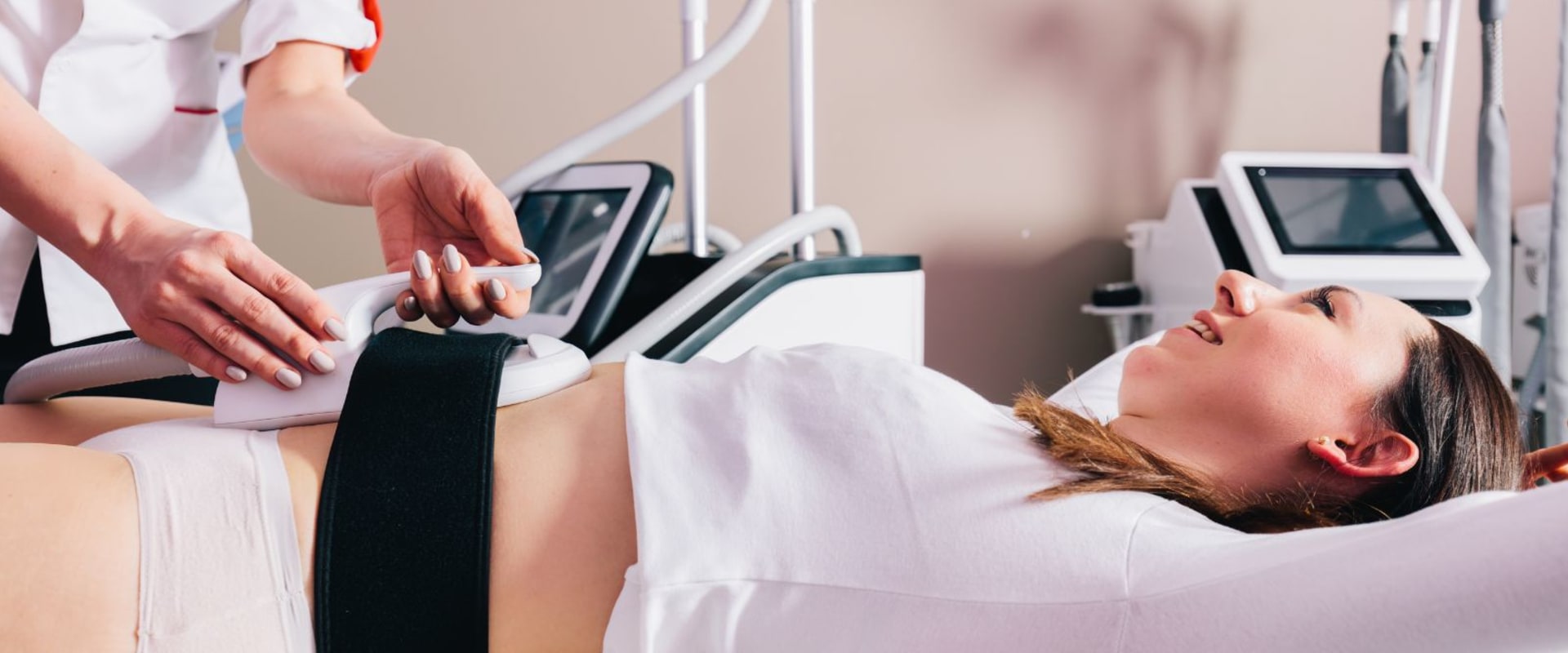 What Type of Anesthesia is Used for Non-Surgical Fat Reduction Treatments?
